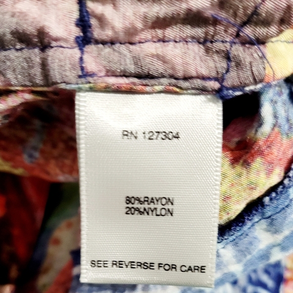 JOHN MARK Woman's Wearable Art Patchwork Colorful Blouse Tunic Boho Size Small - Picture 13 of 14